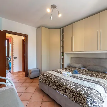 La 800m From - Happy Apartamento Leggiuno